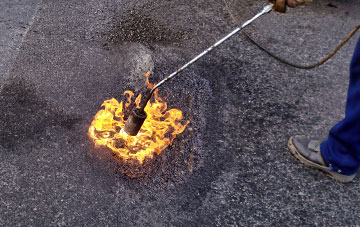 Londonthorpe flat roofing repairs